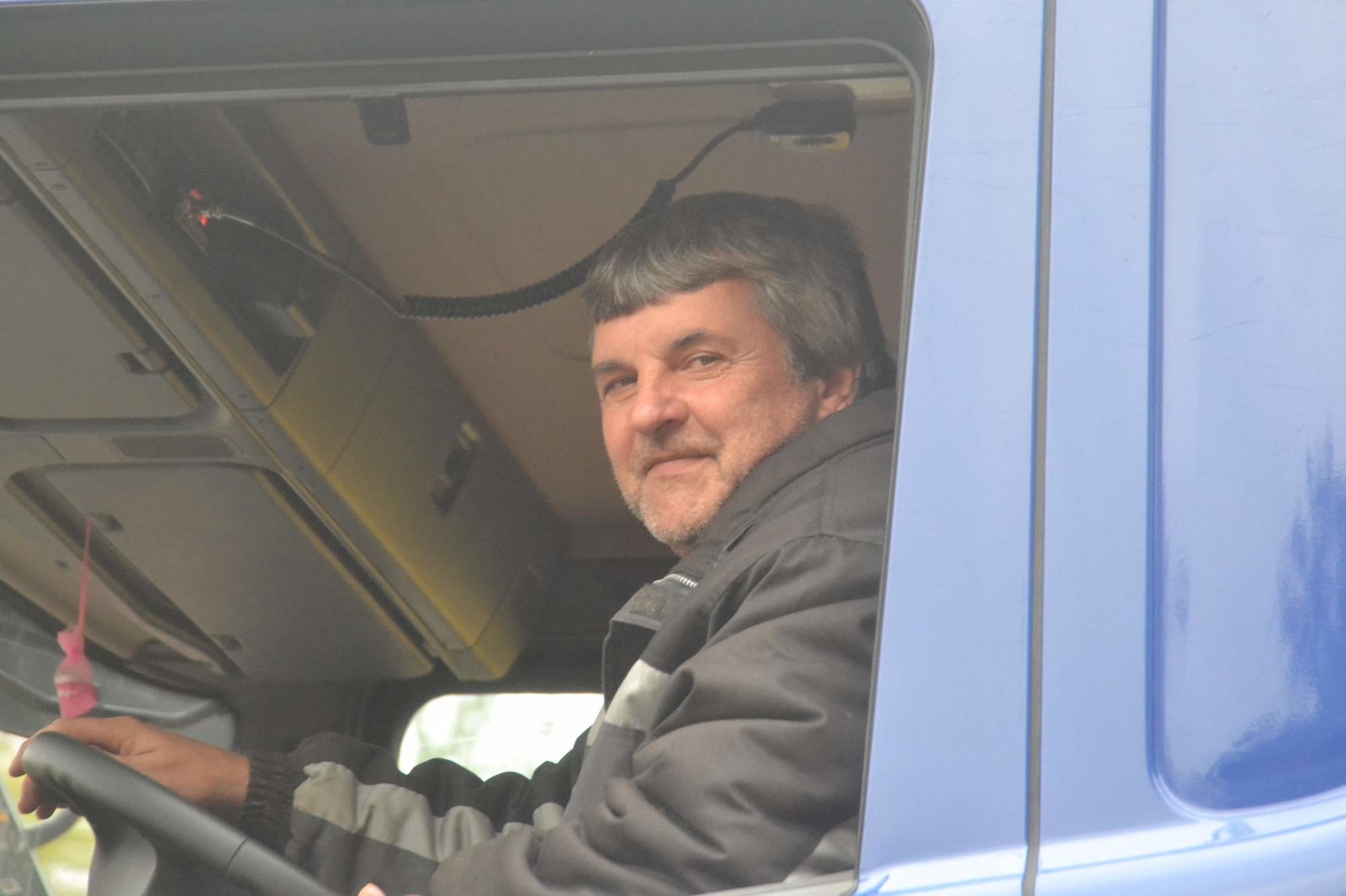 scania8.jpg.7a0435bbb7e39a72bd11dc3f82fc5ed7.jpg